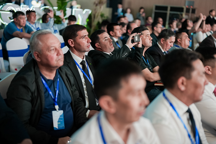 Yutong lança marca de serviços no exterior EnRoute+, liderando a segunda fase da valorização dos veículos comerciais