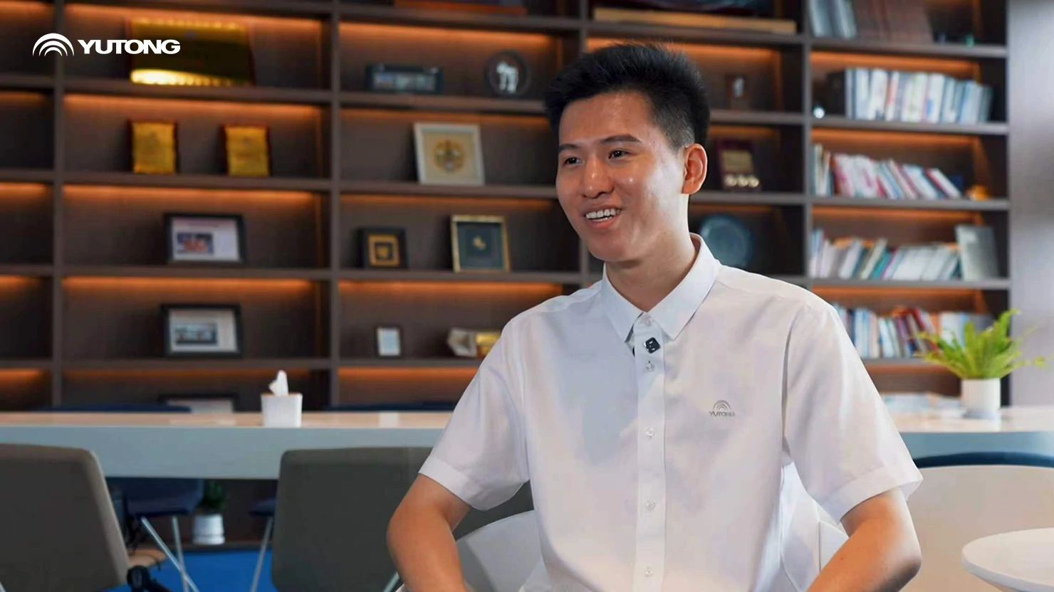 Reunir na Yutong, Ligar o Mundo, Crescer Lado a Lado com a Nossa Força de Trabalho Global Reunir na Yutong, Ligar o Mundo, Crescer Lado a Lado com a Nossa Força de Trabalho Global