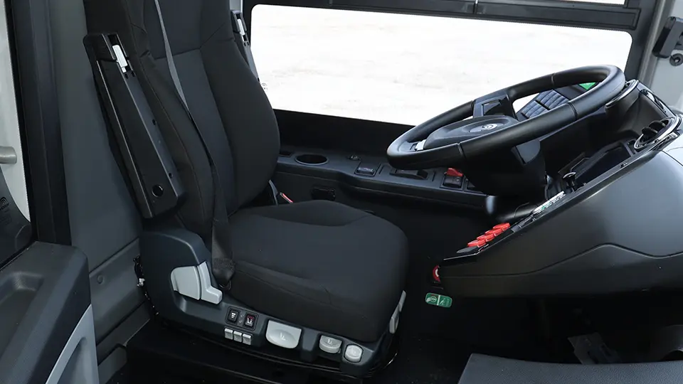 Assento do motorista com suspensão pneumática integral